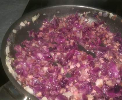 Fricassée de choux rouge aux lardons et au mascarpone