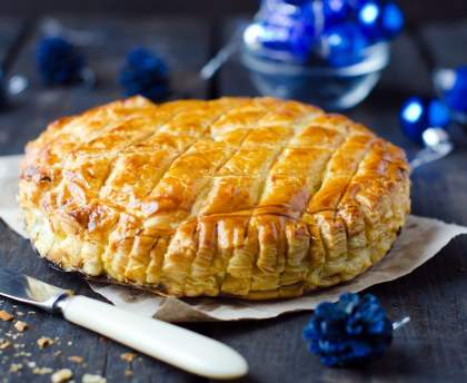Galette des rois parfumée au kirsch