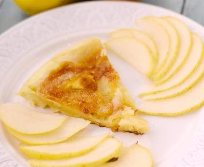 Gâteau à la poire à la poêle