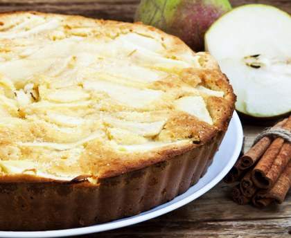 Gâteau Anna (tendre biscuit aux pommes et poires)