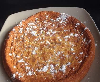 Gâteau au chocolat blanc et pistaches