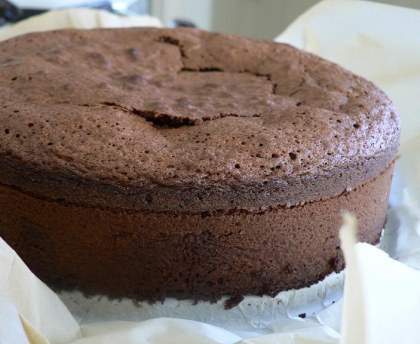 Gâteau au chocolat et au vin rouge végétalien 