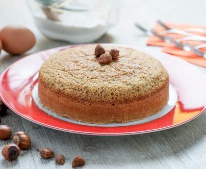 Gâteau au yaourt et aux noisettes