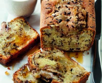 Gâteau au yaourt, poires et chocolat