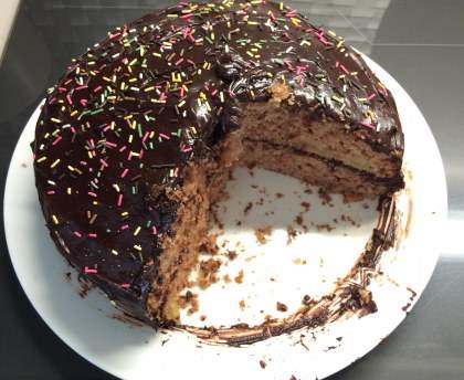 Gateau crème châtaignes et pommes avec icing chocolat