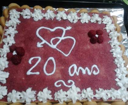 Gâteau de fête aux fruits