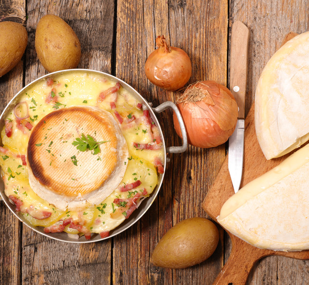 Gâteau de pomme de terre au lard et reblochon