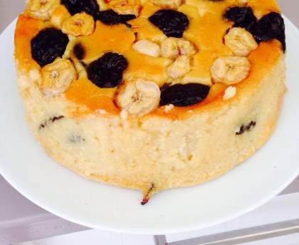 Gâteau de semoule caramélisé à la banane