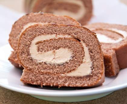 Gateau fourré/roulé aux noix