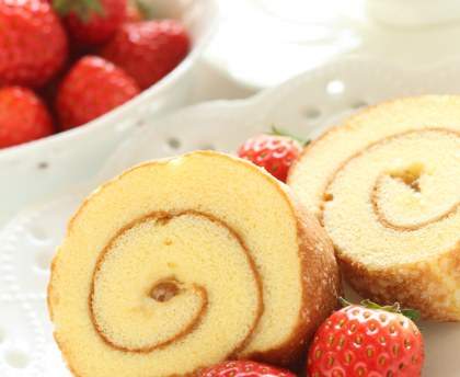 Gâteau roulé aux fraises