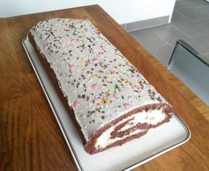 Gâteau roulé cacao à la crème de banane