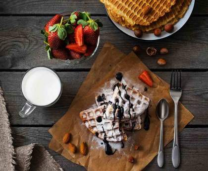 Gaufre à la semoule au chocolat et aux amandes
