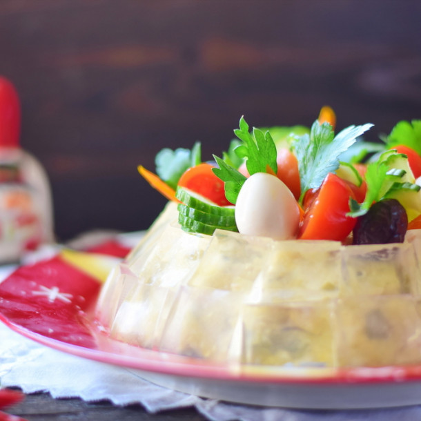 Gelée de concombre, pomme verte, légumes de printemps