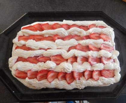 Génoise aux fraises et chantilly