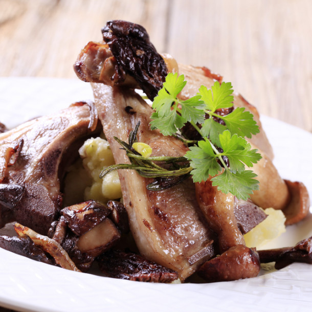 Gigot d'agneau aux champignons