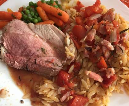 Gigot d'agneau et pâtes grecques