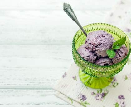 Glace à la violette