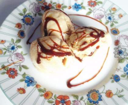 Glace aux palets bretons et caramel au beurre salé
