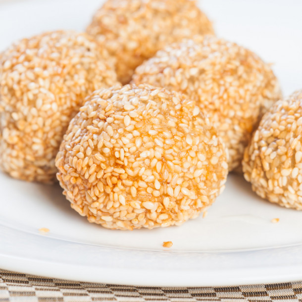 Goma dango sucrées au sésame 