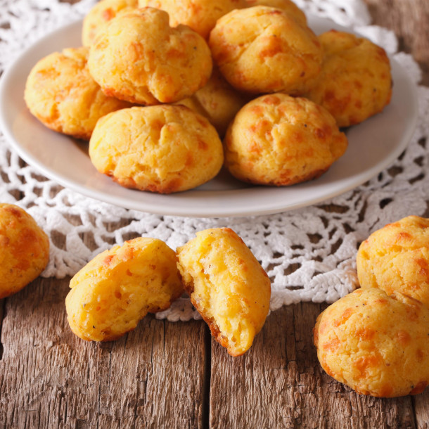 gougères aux lardons et olives