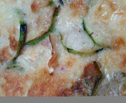 Gratin de courgettes, lardons et chèvre