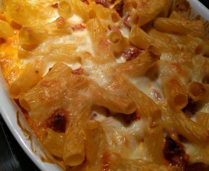 Gratin de pâtes au chorizo et à la mozzarella