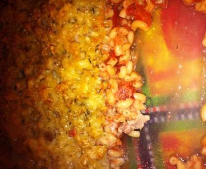 Gratin de pâtes au thon, sauce tomates