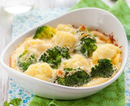 Gratin de pommes de terre et brocolis au fromage frais