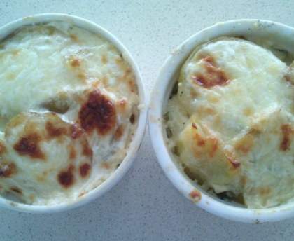 Gratin de pommes de terre et ses légumes