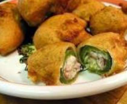 Jalapeños poppers (beignets de piments au fromage)