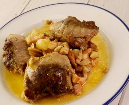Joue de porc à la bière