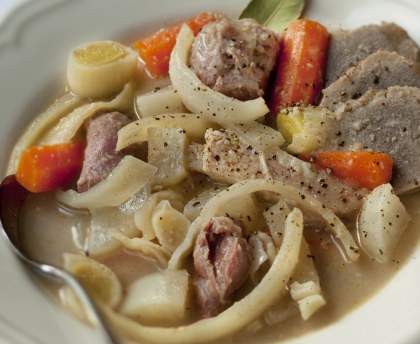 Kig ha farz (pot-au-feu breton)
