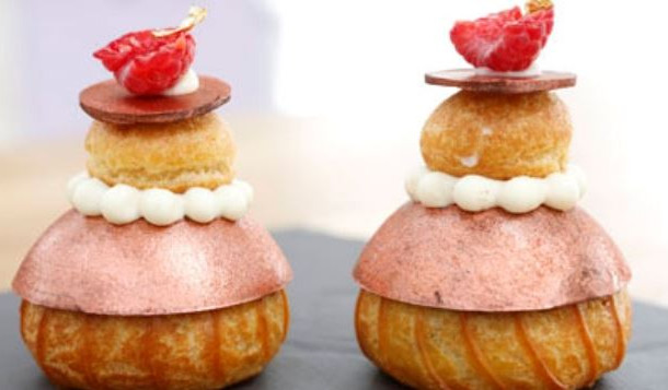 La religieuse chocolat framboise