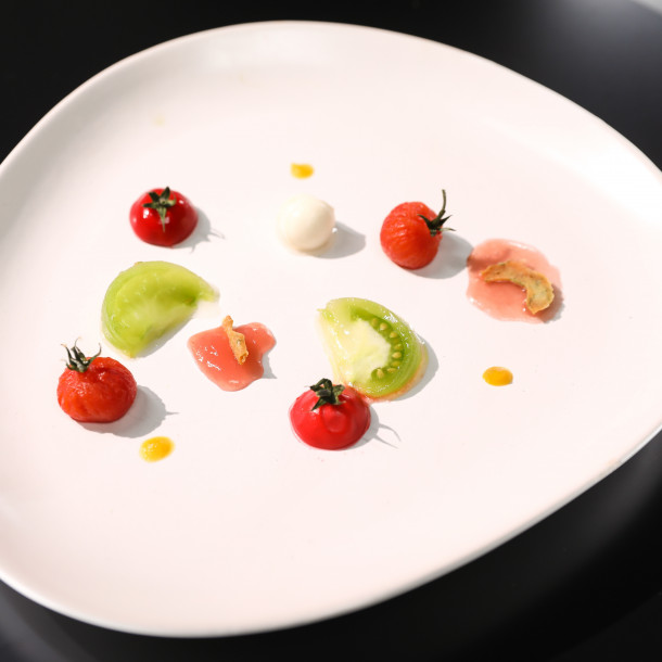 La tomate mozzarella en miroir de Camille (recette salée)