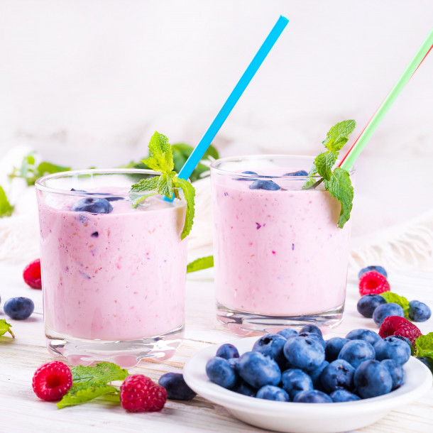 Lait frappé aux fruits rouges