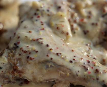 Lapin à la moutarde en cocotte en fonte