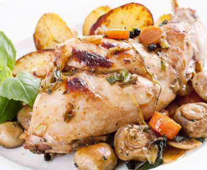 Lapin au vin blanc et aux champignons