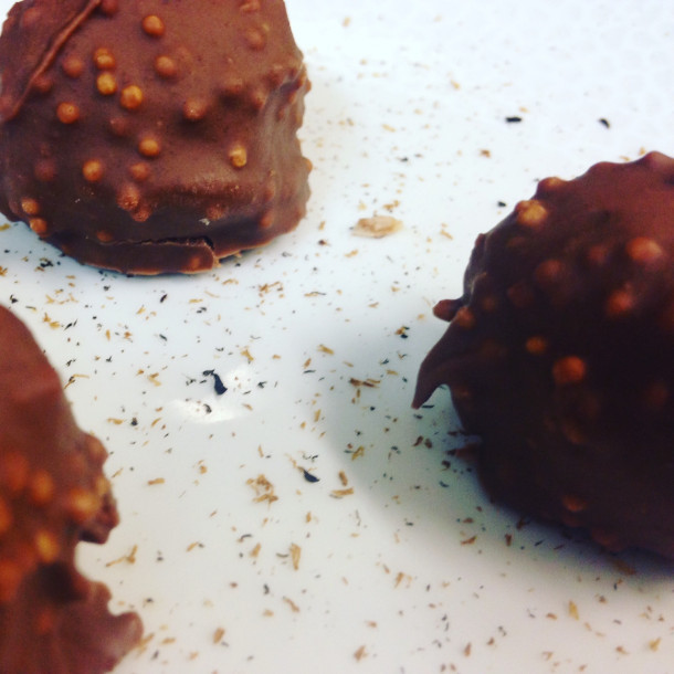 Les truffes noisette, comme un rocher