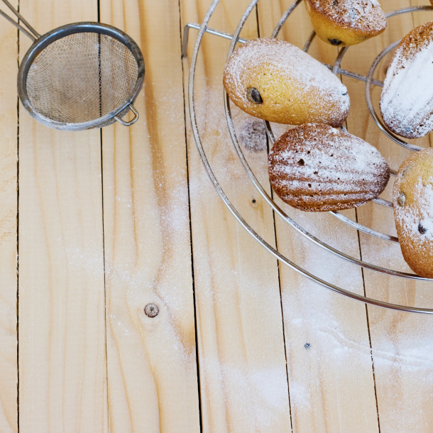 Madeleines aux raisins secs de ma grand-mère