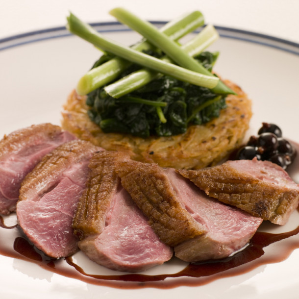Magret de canard à la crème de cassis