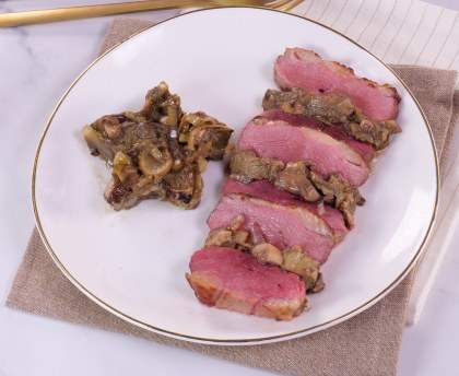 Magret de canard farci au Foie Gras et aux cèpes