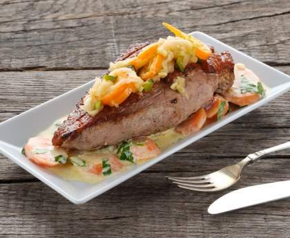 Magret de canard rôti, pomme râpée et kumquat