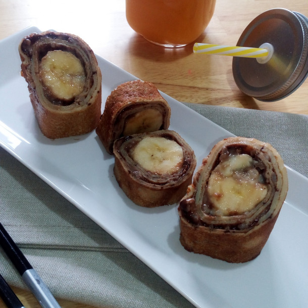 Maki de crêpes aux riz au lait, bananes et chocolat