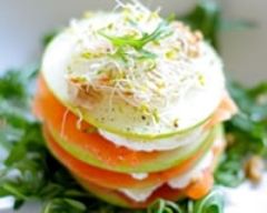 Mille feuilles pomme verte, truite fumée, chèvre frais