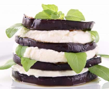 Millefeuille d'aubergine au fromage frais