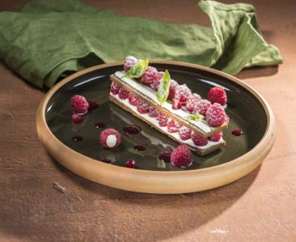 Millefeuille framboises basilic