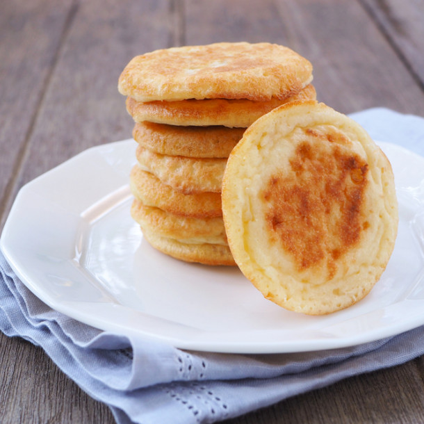 Mini blinis au yaourt grec