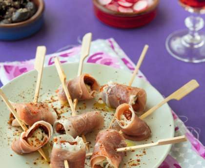 Mini brochettes au Jambon de Parme et aux tomates séchées