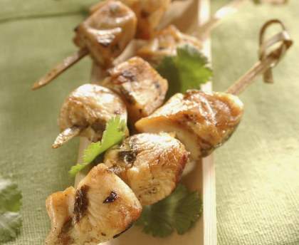Mini brochettes de poulet à la coriandre et au citron
