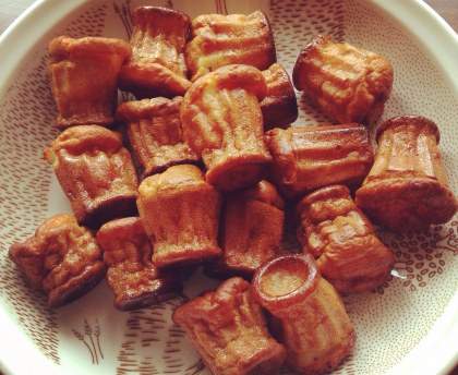 Mini-cannelés chèvre et miel